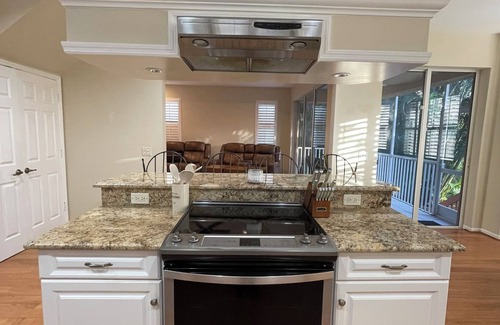 Bonita Springs Cabaña | Charming 3-br cottage with WiFi, AC in beautiful Bonita Springs. Very private
