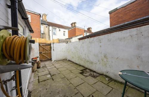 North Bitchburn Casa | Charming 3-BR Home Near Historic Town Centre
