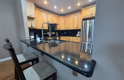 Central District Casa | Charming 3-BR Home Close to Swedish Cherry Hill
