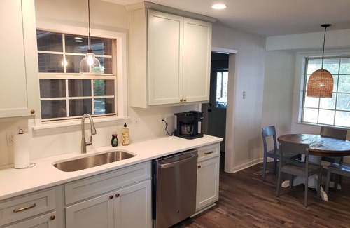 Pope Casa | Charming 3 BR house in Pope, 36 min to Ole Miss, 3 miles to Enid Lake boat ramps