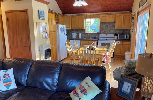 Put-in-Bay Casa | Charming 3-BR house w/golf, pool, WiFi, AC at pet friendly Middle Bass Island