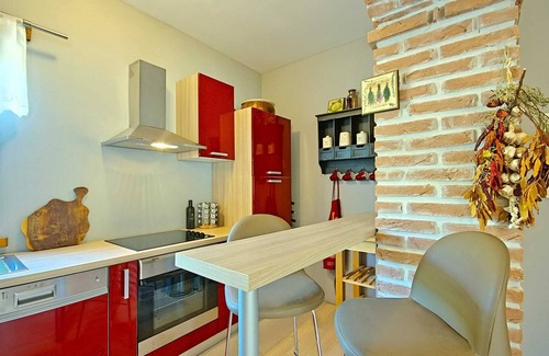 Vosteni Villa | Encantadora villa de 3 dormitorios con piscina cerca de la playa