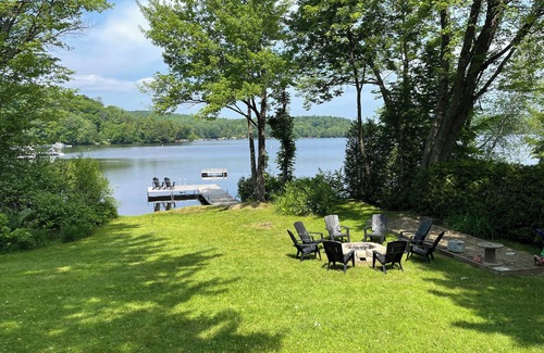 Stanstead Township Cabaña | Charming 3-bedroom cottage in lovely Magog area with AC.