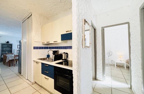 Marine de Saint Ambroggio Apartamento | Charming 3-Room Apartment in Lumio with Terrace and Parking, 1km from Beach