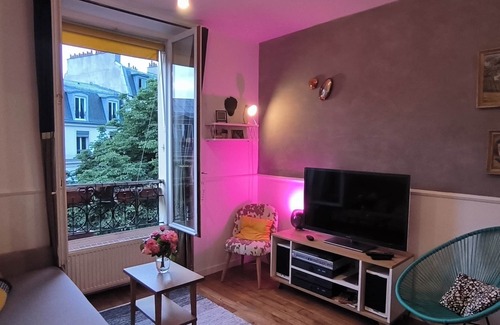 Combat Apartamento | Charming 36 m2 2-room apartment near Buttes Chaumont park