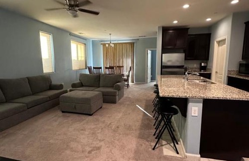 North Natomas Apartamento | Charming 3Bed 3Bath at the Heart of Sacramento