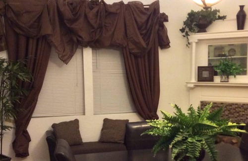 Logan Heights Casa | 3Bedrooms Encanto 3BathsHouse & Pool, minutos de Zoo ,, Gaslamp