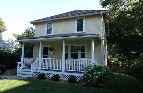 Wellesley Casa | Encantadora casa colonial 3BR en Wellesley - Coche disponible