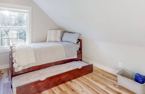 Gorham Casa | Charming 3BR Farmhouse | Nature Getaway