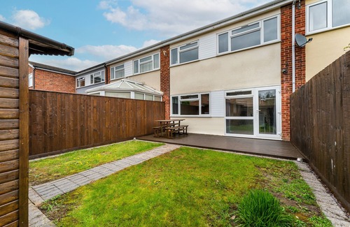 Cherry Hinton Casa | Charming 3BR House With Garden in Cherry Hinton