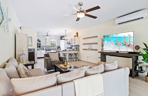 Boroncana Casa | Charming 3BR Oasis with Private Pool