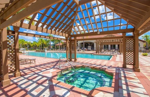 Bellavida Casa | Charming 3BR Resort Townhome with Pool, BBQ Area & Family-Friendly!