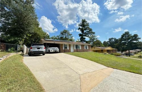 Belvedere Casa | Charming 3BR with Interstate Access