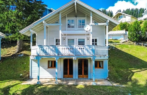 Flaine Chalet De Esquí | Charming 4-bed Chalet, Mountain Views, Double Garage