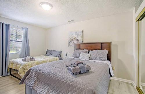 North Charleston Casa | Charming 4-bed Retreat Central Location!