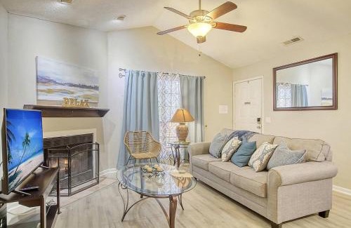 North Charleston Casa | Charming 4-bed Retreat Central Location!