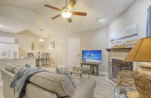 North Charleston Casa | Charming 4-bed Retreat Central Location!