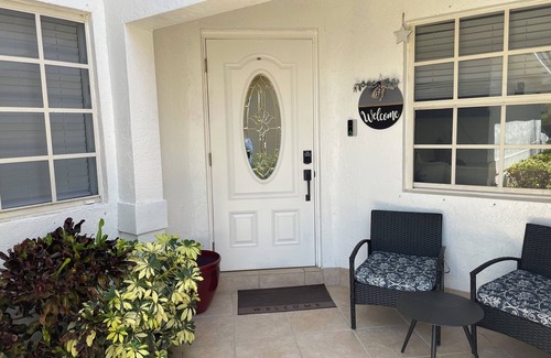 Pembroke Pines Casa | Charming 4-bedroom house with WiFi, Amenities in pleasant Pembroke Pines