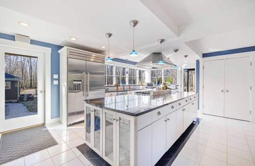 West Kennebunk Casa | Charming 4 bedroom fully equipped house.