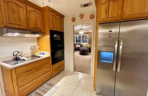 Decatur Otro | Charming 4-bedroom 3-bath Farmhouse at Pecanway Farm
