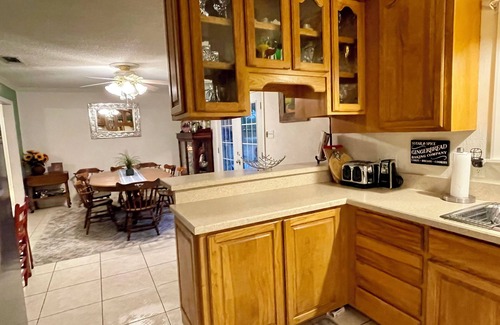 Decatur Otro | Charming 4-bedroom 3-bath Farmhouse at Pecanway Farm