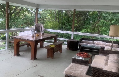 Valois Cabaña | Charming 4-bedroom cottage in superb Branchport with WiFi, AC
