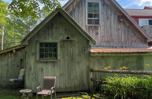Weston Cabaña | CHARMING 4-bedroom cottage in Weston, Vermont. CLOSE TO SKI RESORTS