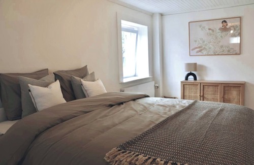 Ellezelles Otro | Charming 4-bedroom farmhouse in Ellezelles with seasonal heated Pool and Sauna