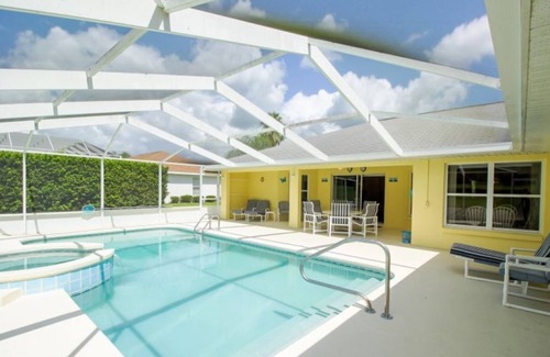 Inverness Casa | Charming 4-bedroom house with pool.