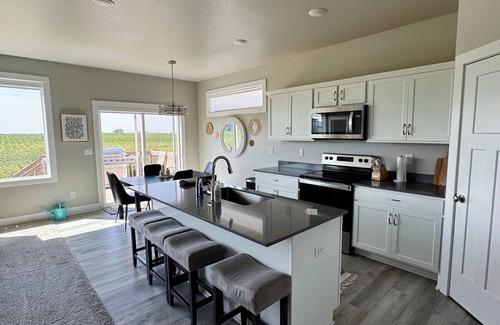 Ankeny Casa | Charming 4-bedroom house in Ankeny with AC