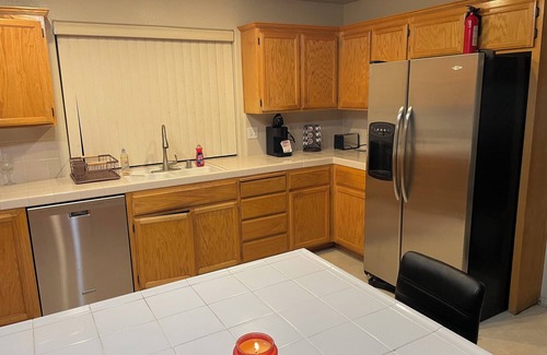 Merced Casa | Charming 4-bedroom house 4 min away UC Merced - Yosemite