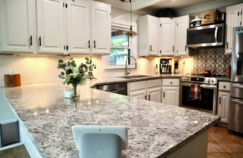 Fairview Casa | Charming 4-bedroom country home with waterfall and Gameroom in Indian Trail