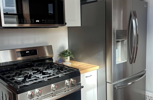 Southwest Minneapolis Casa | Charming 4-Bedroom Minneapolis Retreat – Perfect for Your Getaway!