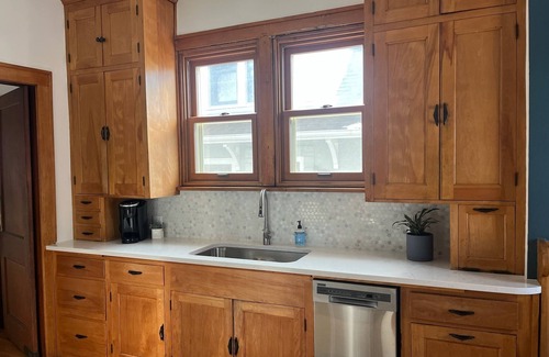 Southwest Minneapolis Casa | Charming 4-Bedroom Minneapolis Retreat – Perfect for Your Getaway!