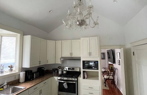 Audubon Casa | Charming 4-bedroom house with WiFi and AC in fantastic New Orleans