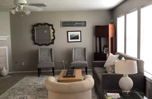 Spring Apartamento | Charming 4-BR Home for Rent!