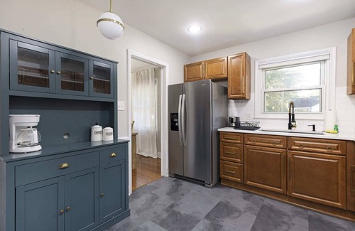 Charlotte Casa | Charming 4 BR in Great Location - SouthPark