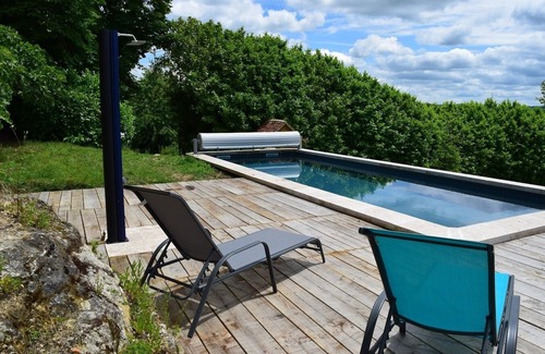 Cherveix-Cubas Casa | Encantadora casa de campo de 4 * con piscina privada