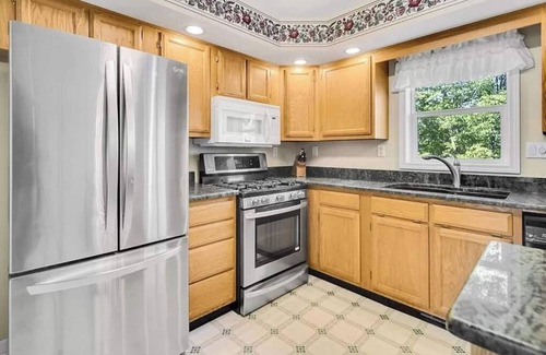 Interlaken Casa | Charming 4-Season Cayuga Lake House near Sheldrake Point!!