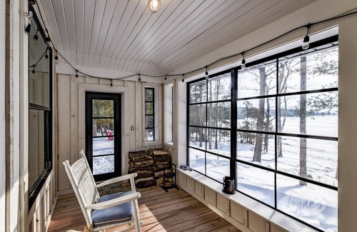 Baysville Cabaña | Charming 4bed 2bath Farmhouse Cottage on Lake of Bays!