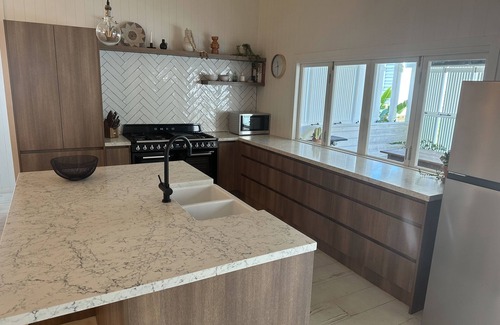New Farm Casa | Charming 4BR home in affluent New Farm with Pool and Parking