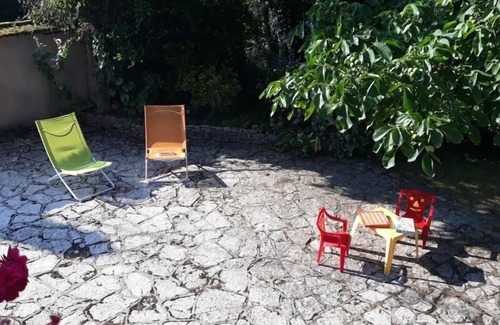 Fontenay-sur-Eure Cabaña | Casa independiente con jardín cerca de Chartres, ideal para actividades al aire libre y relax