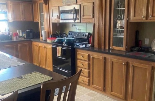 Buras-Triumph Casa | Charming 5-bedroom mobile home with AC in Buras