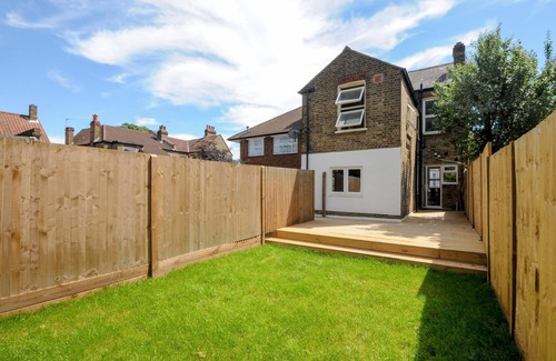 Perry Vale Apartamento | Charming 5 Star 3 Bed London Flat, Garden, Parking