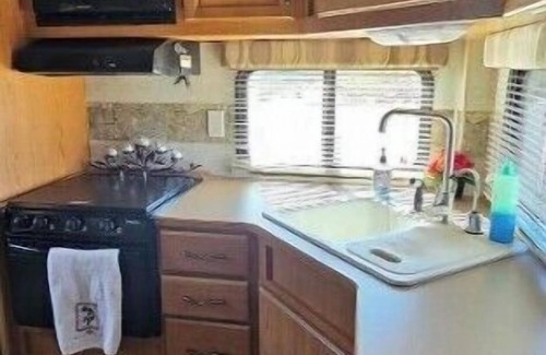 Apache Junction Casa | "Charming 5th Wheel RV Retreat