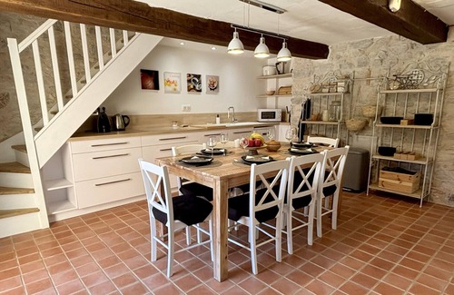Les Cabanes Casa | Charming 6/8 person country house in the Périgord, near Domme