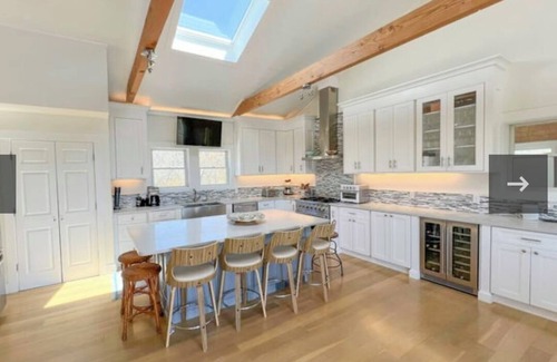 Edgartown Casa | Charming 6 bdr house-Chappaquiddick near Edgartown, beaches, 20x60pool,amenities