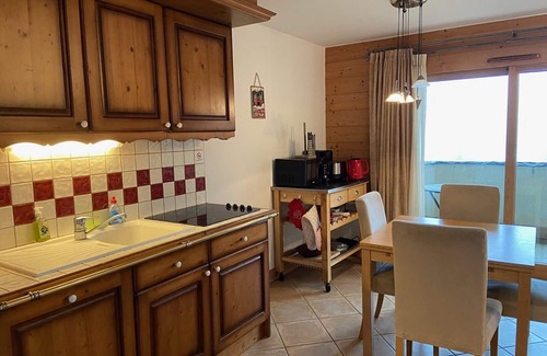 Cohennoz Apartamento | Apartamento para 6 personas con piscina, balcón y garaje cubierto en Crest-Voland