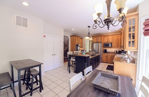 Boring Casa | Charming 7-bedroom house near Reisterstown