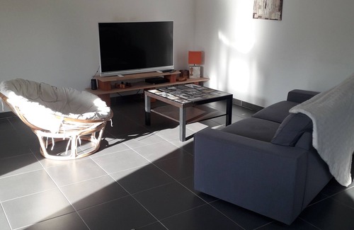 Les Moutiers-en-Retz Casa | Charming apartment close to the sea and shops